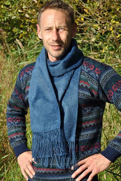 Echarpe en laine d'alpaga bleu indigo - Echarpes laine alpaga - HOMME -  Boutique Pérou