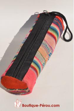 Trousse a crayons rouge indien